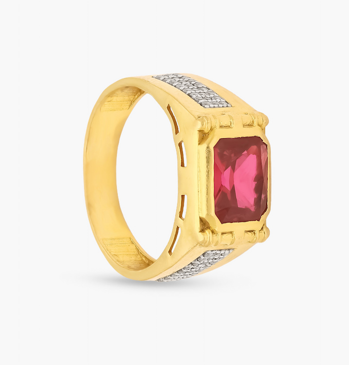 The Vintage Wined Stoned Ring